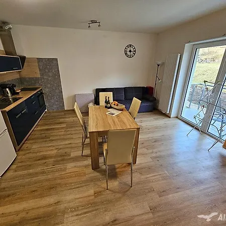 Moderni - By Alka Apartment *